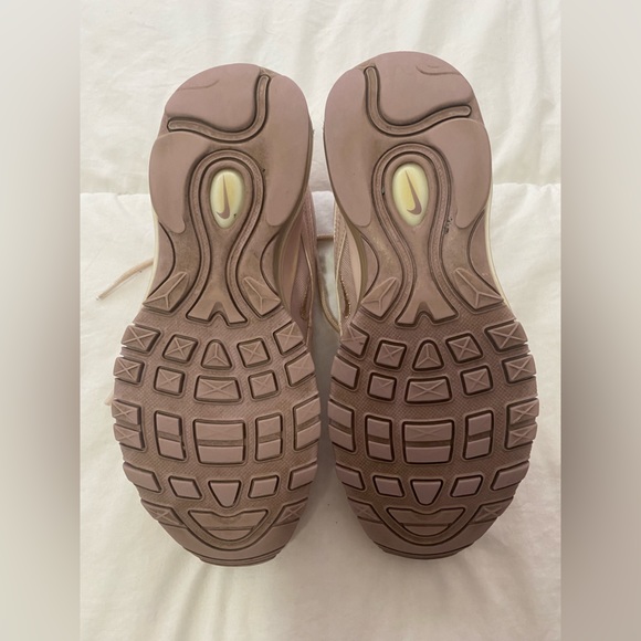 Nike Air Max 97 Barely Rose 2018 Women’s AR1911-600 - Picture 13 of 16